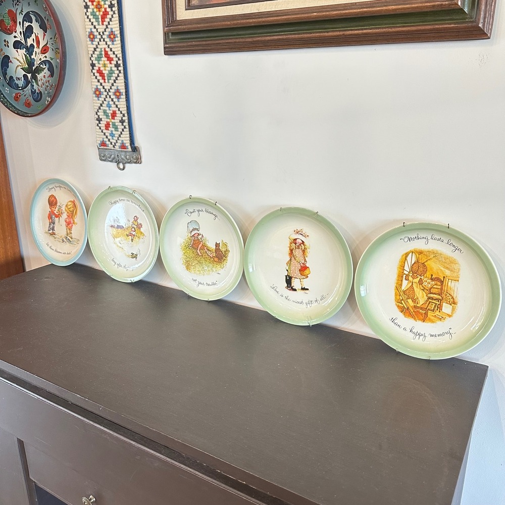 Vintage Holly Hobbie Collector Plates Set of 5 American Greetings With Hangers